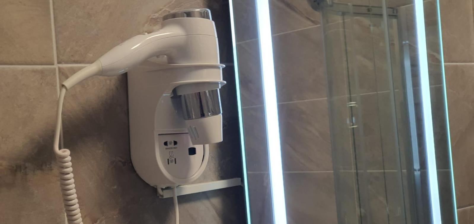 Alezzi Luxury Apartment Spa Resort Piscina Incalzita Sauna Parking Navodari Bagian luar foto